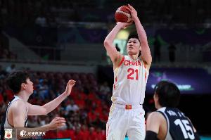 华体会官网-胡金秋本届亚洲杯出场时间队内最多 场均16.5分9.2板均队内第一